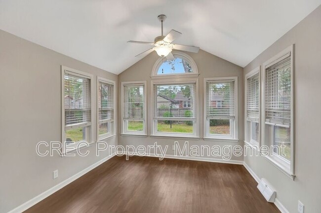 Building Photo - 700 Cluster Pines Rd