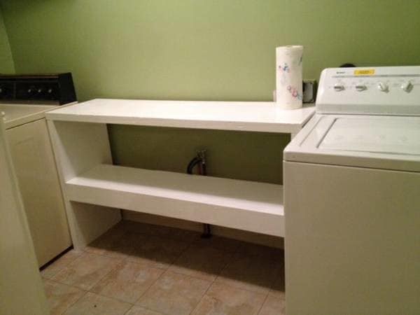 LAUNDRY IN APT - 2336 Murray Ave