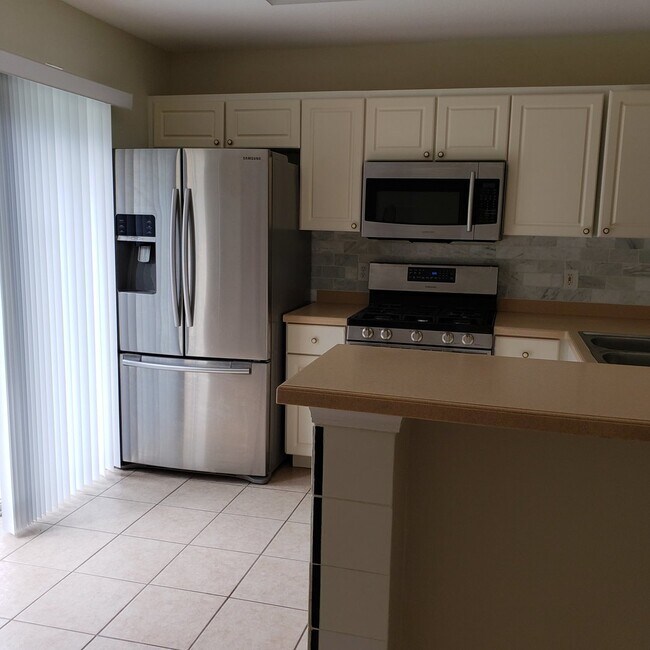 Building Photo - 5853 Wrenwater Dr