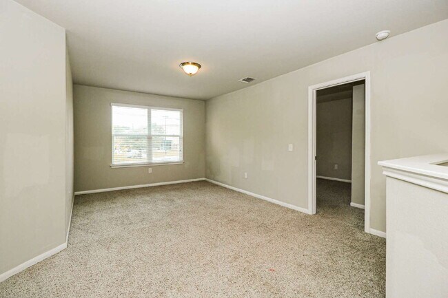 Building Photo - 9201 Sawyer Fay Ln