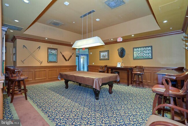 Building Photo - 3101 N Hampton Dr