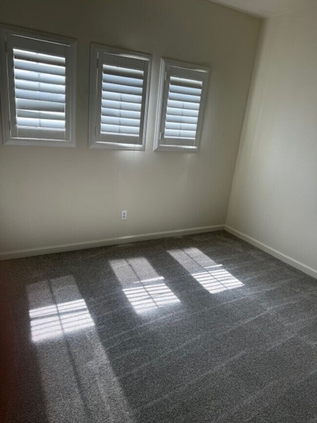 Building Photo - Damonte Ranch 2 story on Cul de Sac