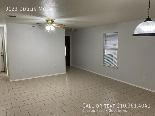 Building Photo - 9123 Dublin Moor