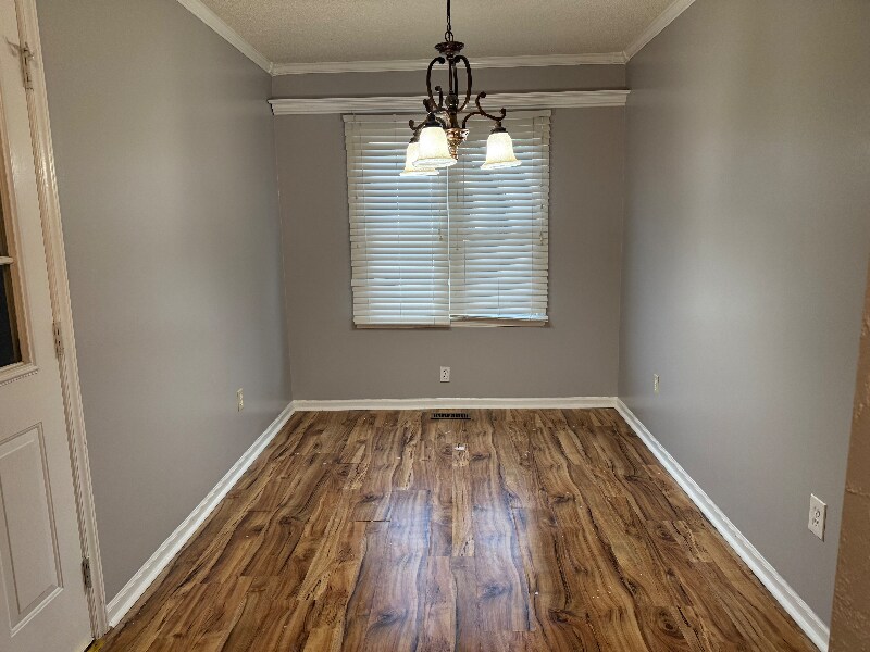 Building Photo - 4513 Park Knoll Ln
