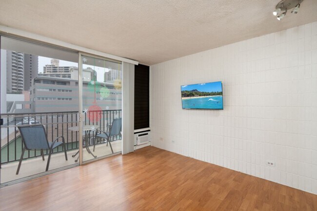 Building Photo - Modern, Fully Updated 1BR at the Gateway to Waikiki – ALL UTILITIES INCLUDED!