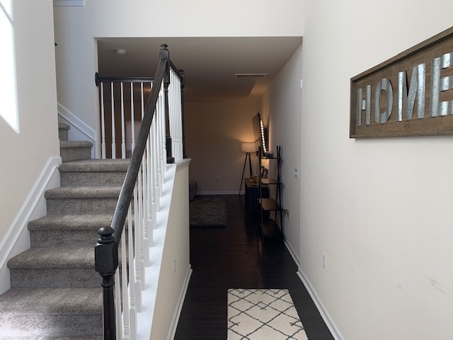 Building Photo - 1207 Nightshade Dr