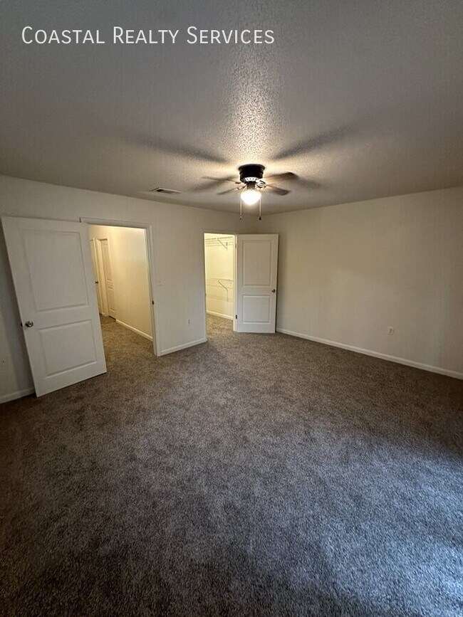 Building Photo - 122 Scottwood Dr SE