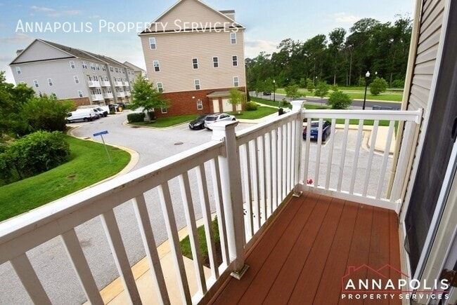 Building Photo - 1202 Chadwell Ct