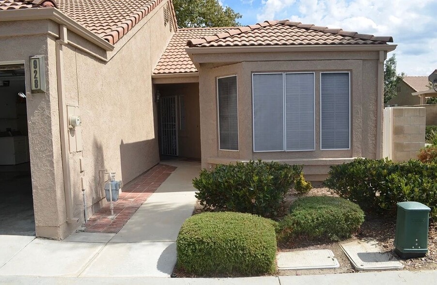 Building Photo - 928 Summerfield St