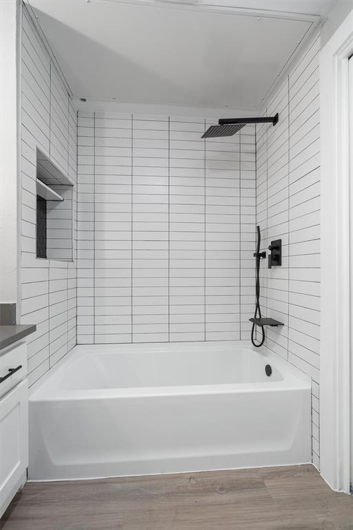 Building Photo - 2320 Gracy Farms Ln