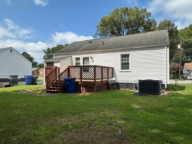 Building Photo - Call Sabrina Thomas at 757-767-0767 for more information