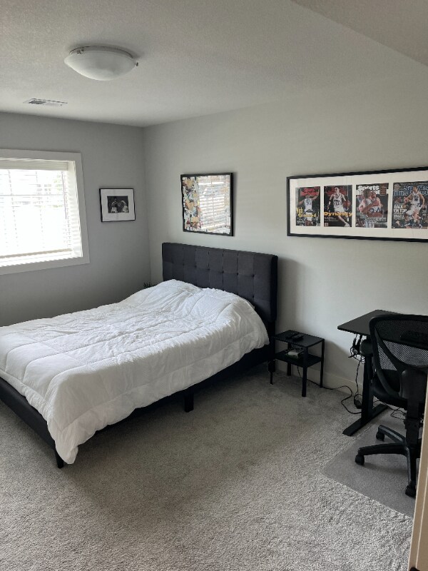 Building Photo - 3015 Swift St