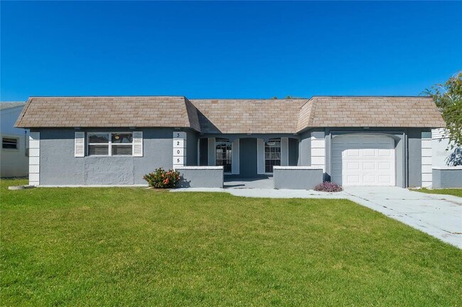 Primary Photo - 3205 Moog Rd