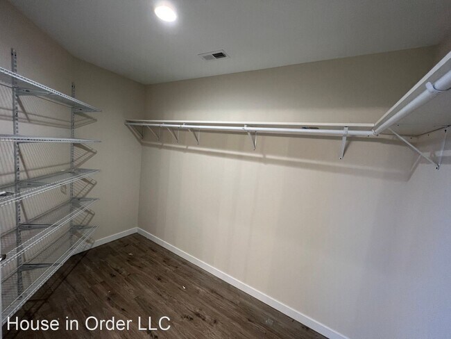 Building Photo - 3 br, 2.5 bath House - 78 Grace Estates Dr