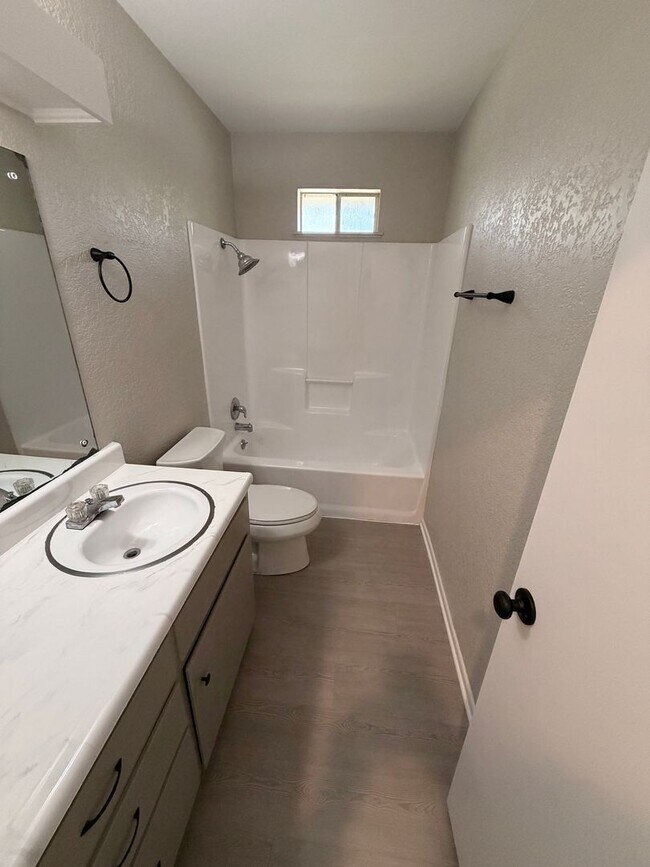 Building Photo - Walk to Torrey Park, and Live Minutes from Historic Gruene! 2/1/1 Duplex on a Corner Lot with Ref...