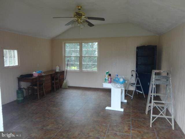 Building Photo - 411 Pelham St