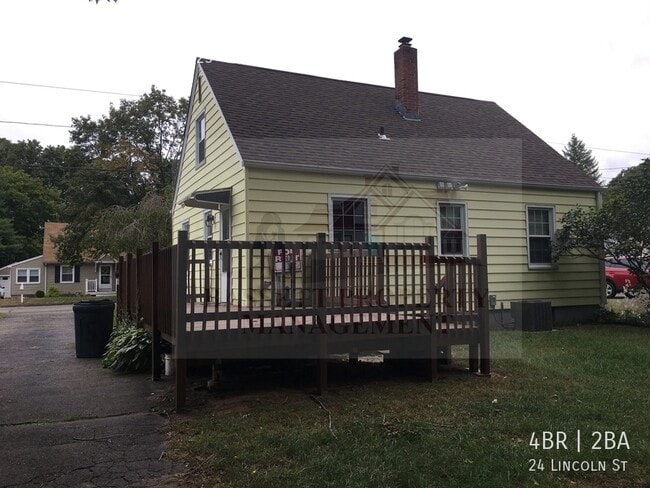 Building Photo - 24 Lincoln St