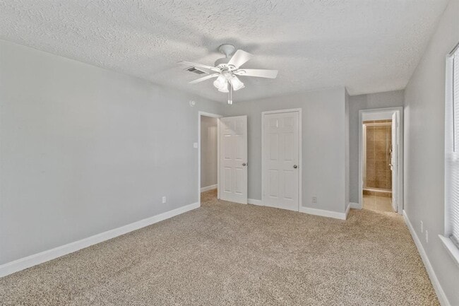 Building Photo - 11823 S Red Cedar Cir
