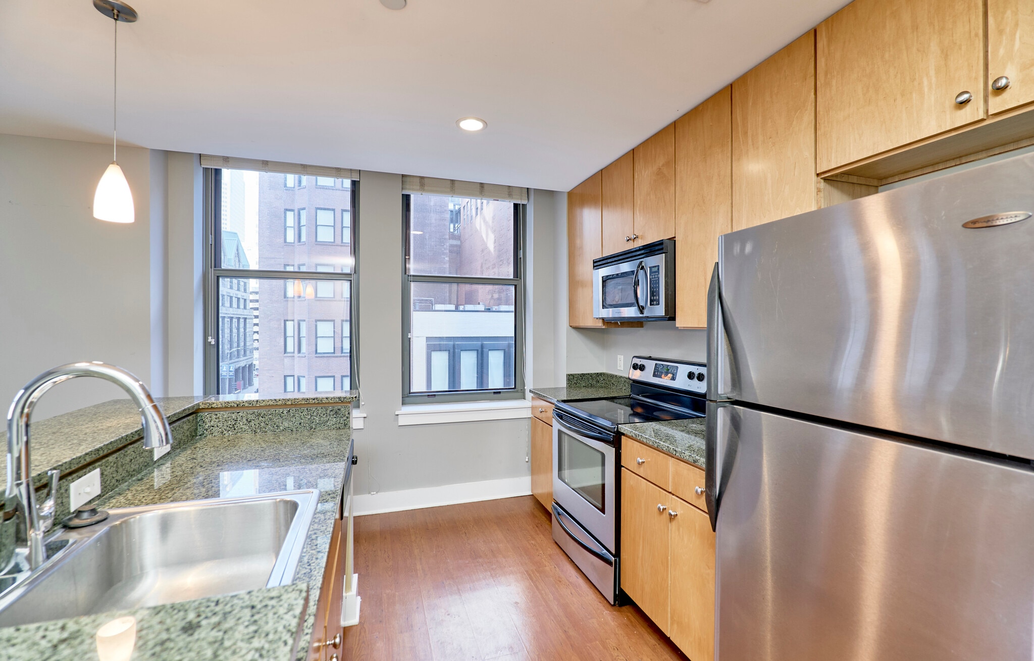 Building Photo - 314 N Broadway