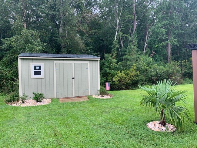 Building Photo - Three Bedroom, 2 Bath Home in Longs. Available Soon! Carolina Room, Enclosed Patio, Two Car Garag...