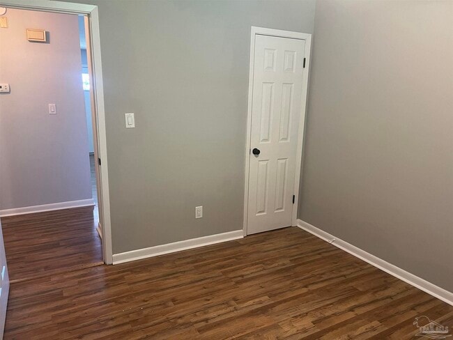 Building Photo - 3238 Santa Rosa Dr