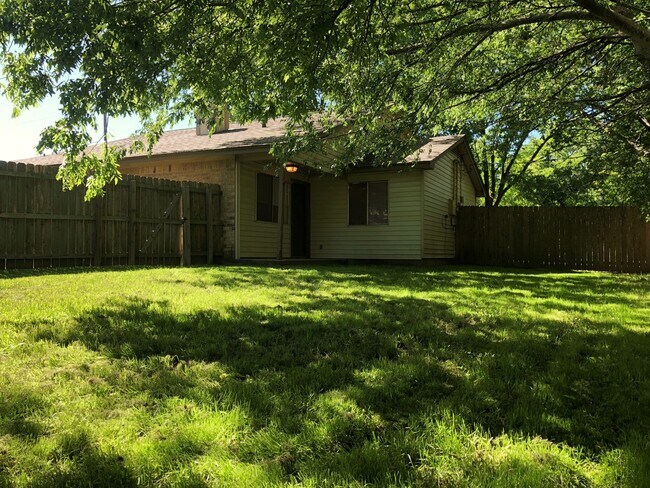 Building Photo - 3620MN