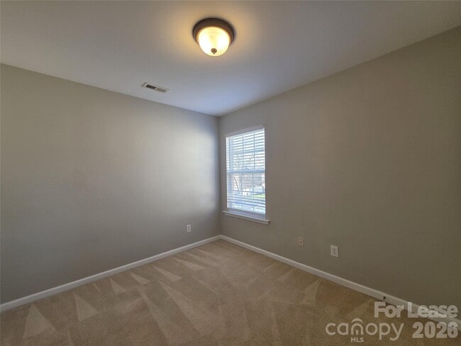 Building Photo - 10619 Trolley Run Dr