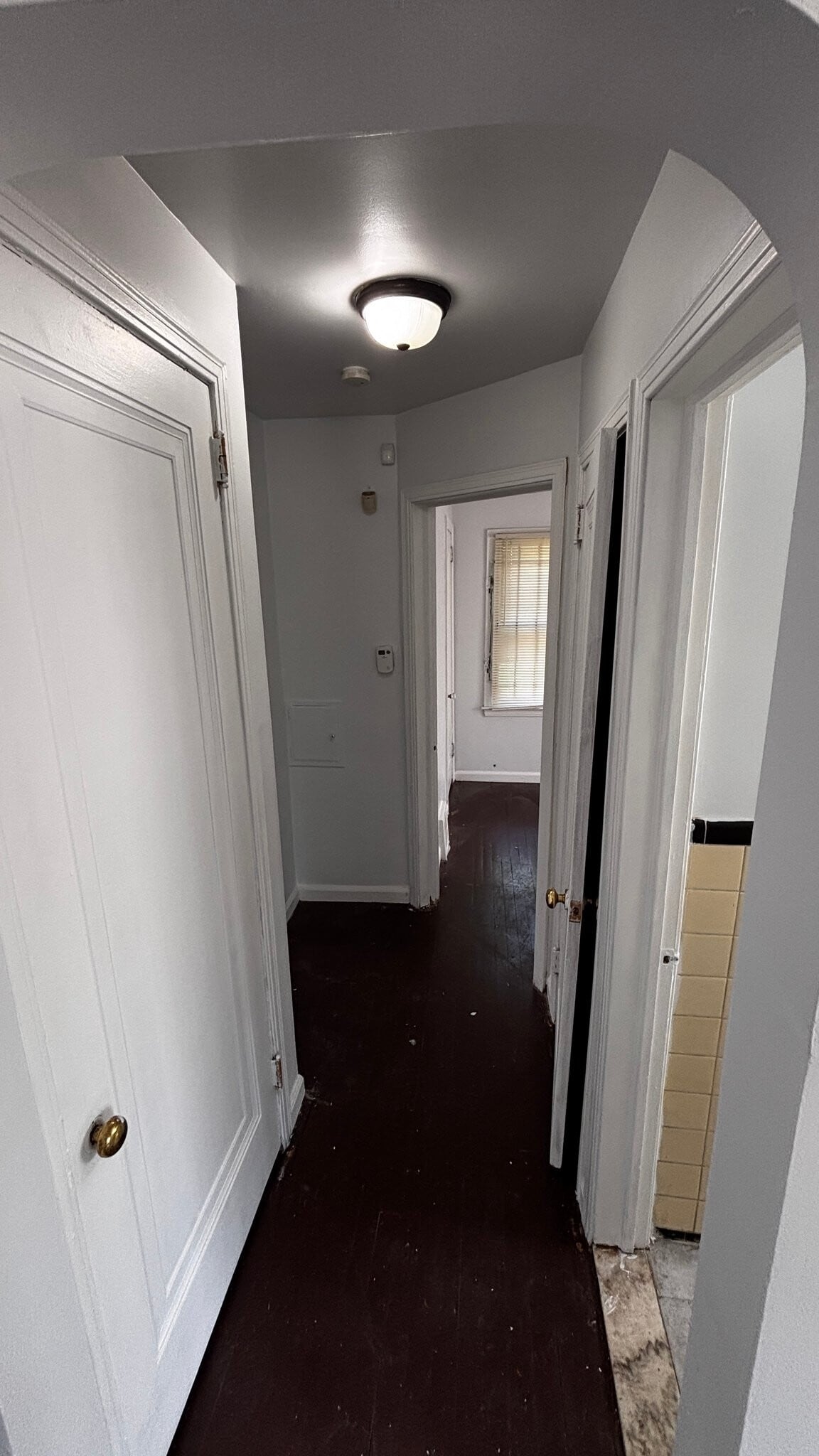 Building Photo - 14823 Kilbourne Ave