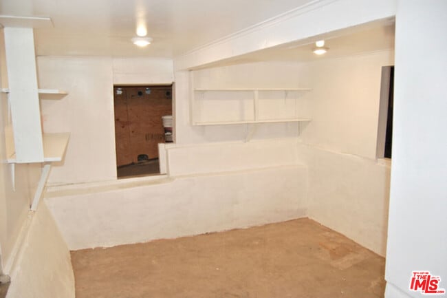 Building Photo - 1130 Laveta Terrace