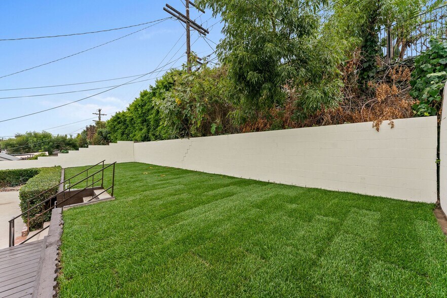 Building Photo - 5192 Orange Pl