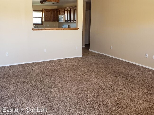 Building Photo - 1901 S Avenue H