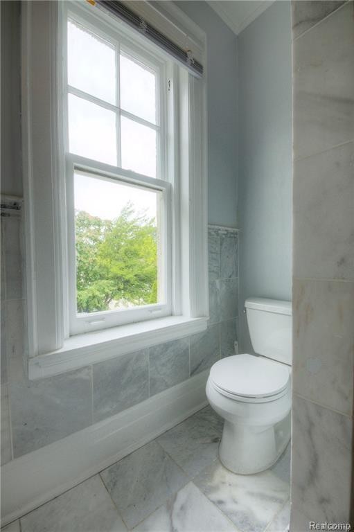 Building Photo - 22 Edison St