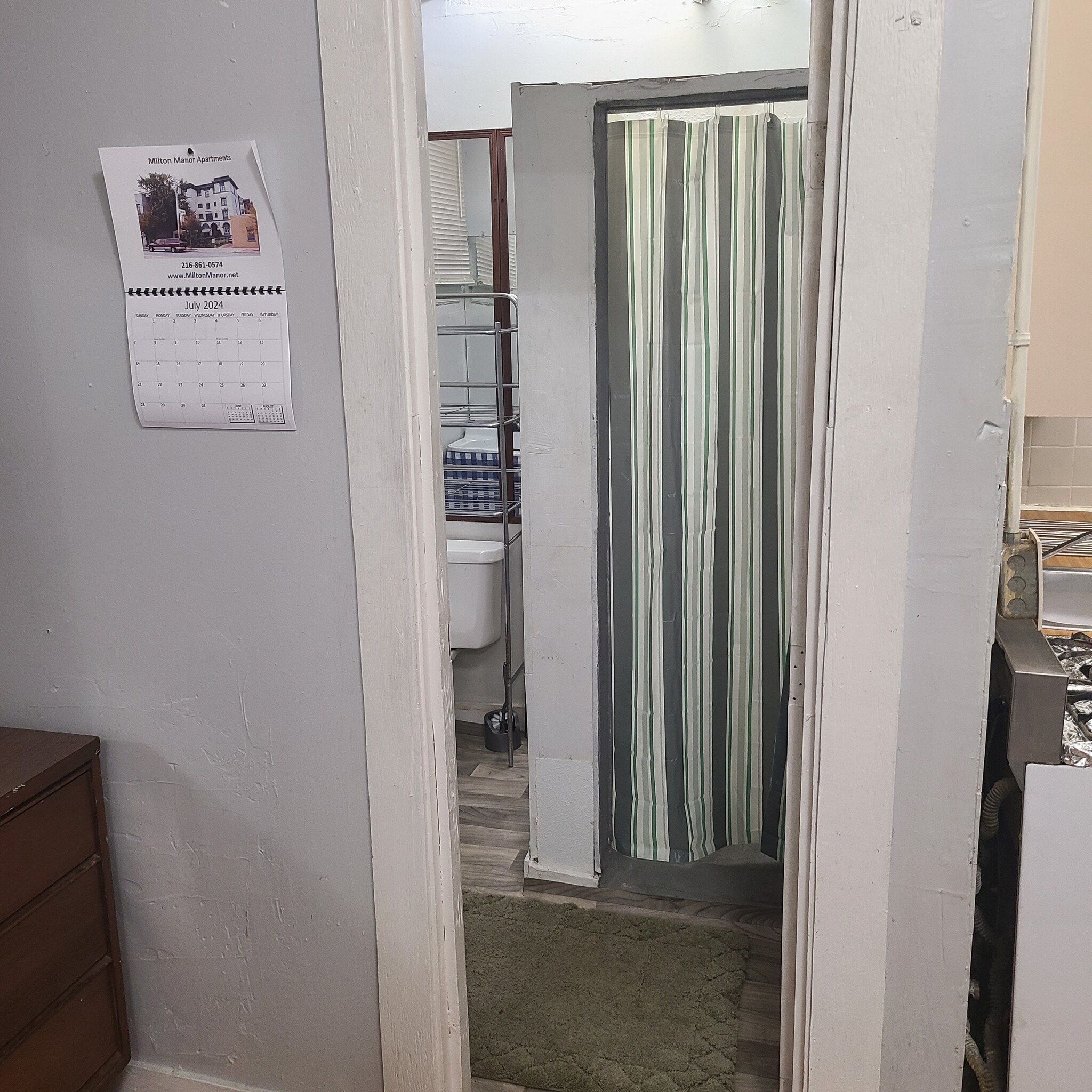 Building Photo - 2344 Prospect Ave E