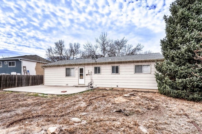 Building Photo - 738 S Nome St