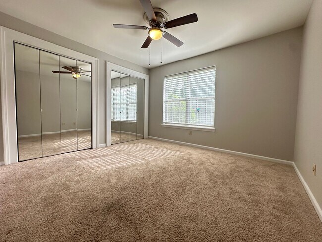 Building Photo - Condo for rent in Vestavia Hills