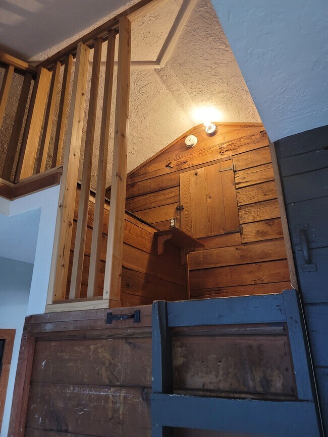 Building Photo - 1110 SE 113th Ave