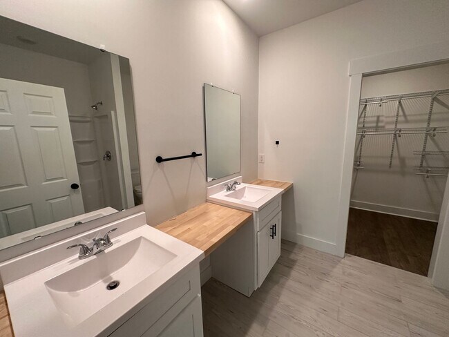 Building Photo - New Construction 3 Bedroom House in Ocean Isle Beach--Gated Community