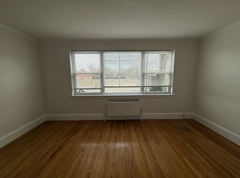Building Photo - 491 Arborway