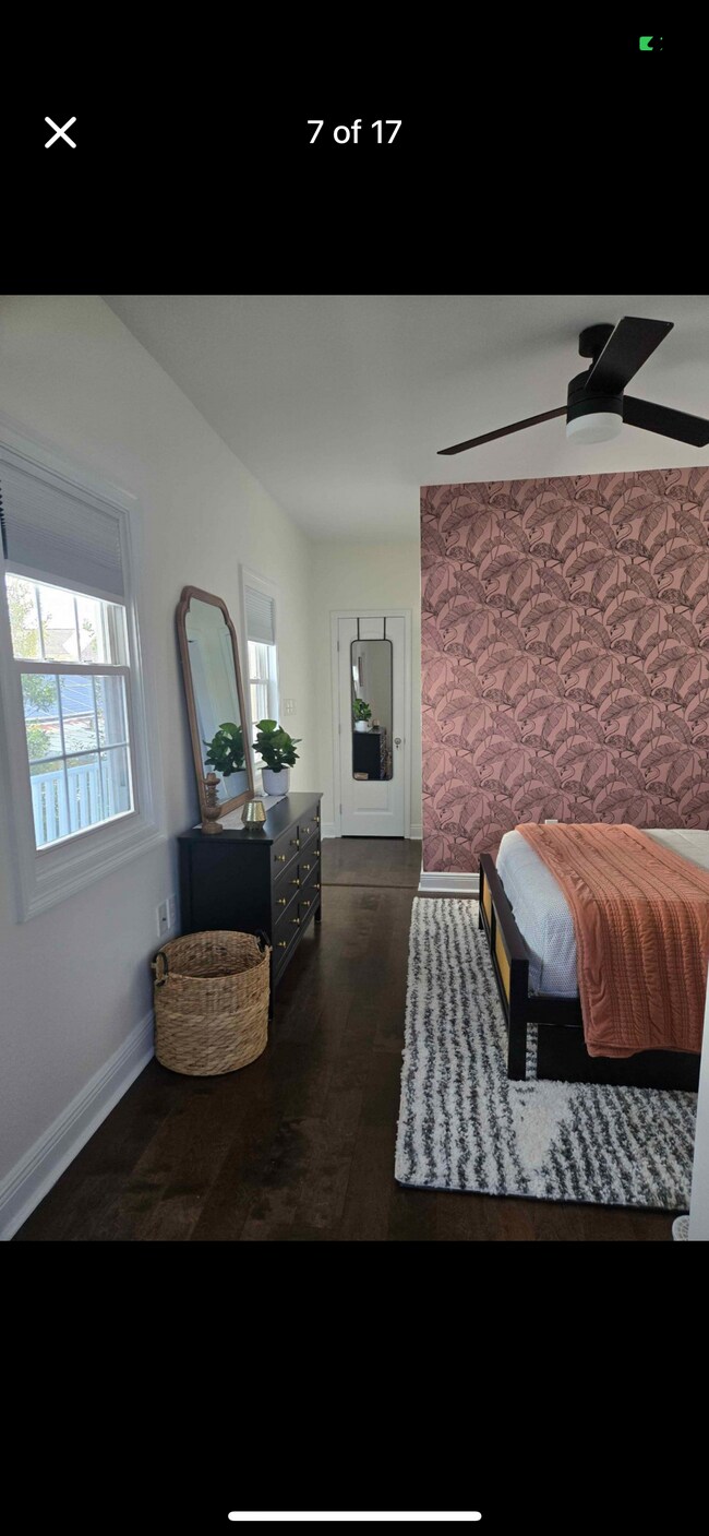 Upstairs Bedroom - 3728 Constance St