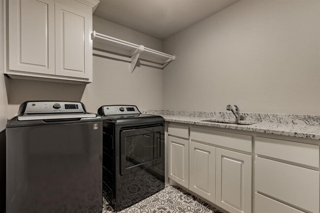Building Photo - 6296 NW 178th Ter