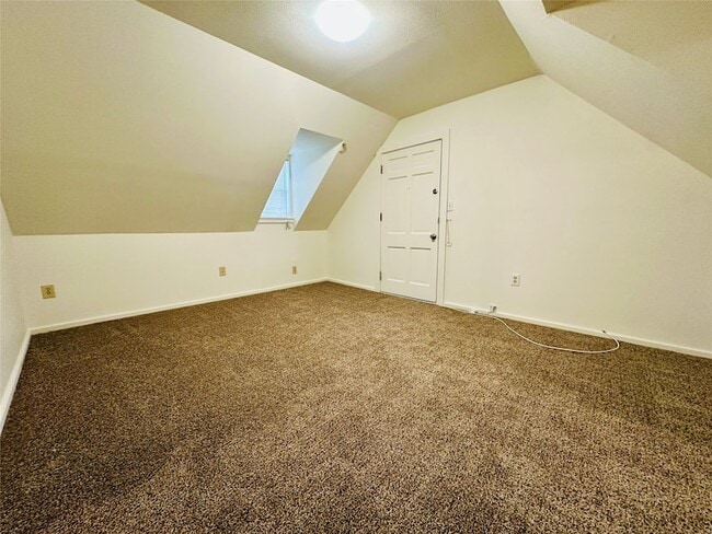 Building Photo - 402 S Bryan-Belt Line Rd