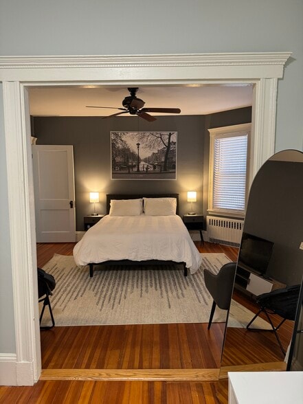 Building Photo - 72 Bakersfield St