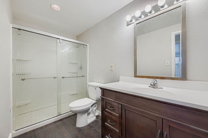 Building Photo - 3682 Chase Ct