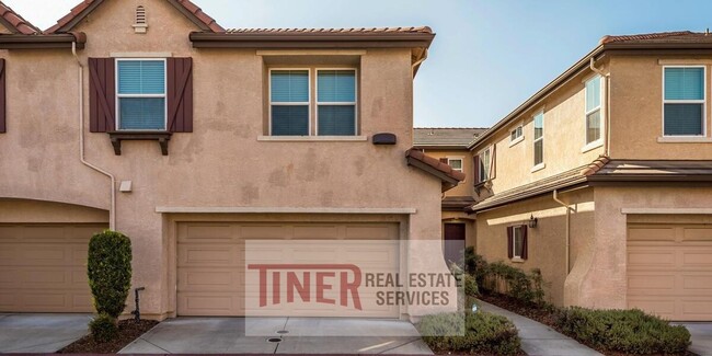 Building Photo - 404 Rivage Cir