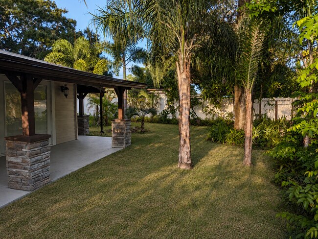 Building Photo - 1325 Sandy Ln