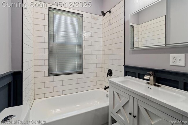 Building Photo - 2706 Wreford St