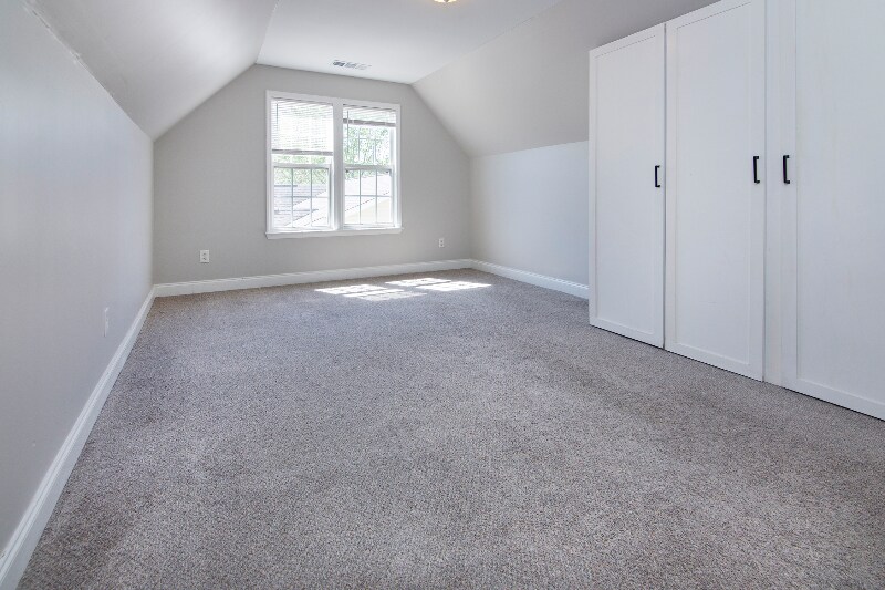 Building Photo - 9811 Sweet Plum Dr