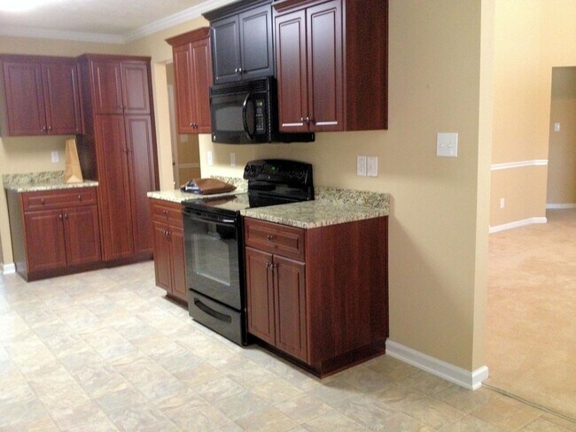 Building Photo - 4046 Corners Way