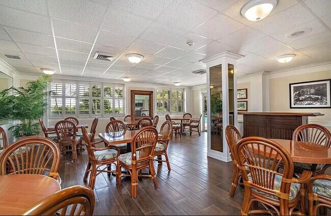 Building Photo - 3800 Washington Rd