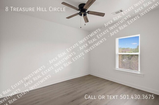 Building Photo - 8 Treasure Hill Cir